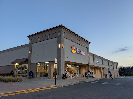 Supermarket «Giant», reviews and photos, 10653 Braddock Rd, Fairfax, VA 22032, USA