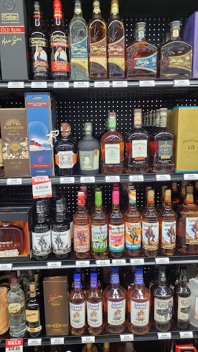 Liquor Store «Liquor Barn», reviews and photos, 287 E Dundee Rd, Wheeling, IL 60090, USA