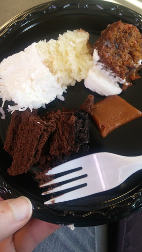 Dessert Shop «The Elegant Truffle», reviews and photos, 1111 Scott St, San Diego, CA 92106, USA