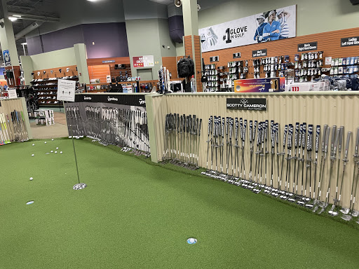 Sporting Goods Store «Golfers Warehouse», reviews and photos, 75 Brainard Rd, Hartford, CT 06114, USA