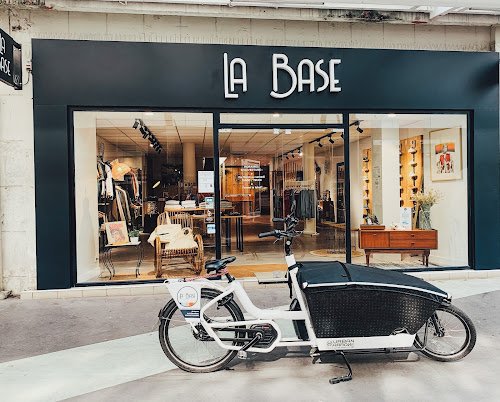 Magasin de vêtements La Base - Concept Store Saint-Nazaire