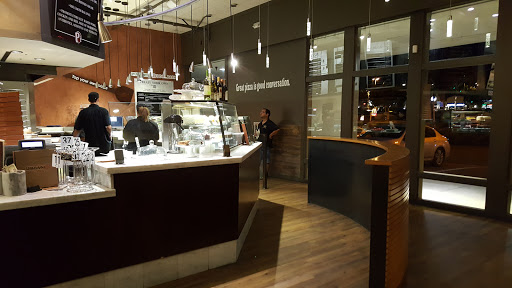 Shopping Mall «Del Mar Shopping Center», reviews and photos, 2707 Via De La Valle, Del Mar, CA 92014, USA