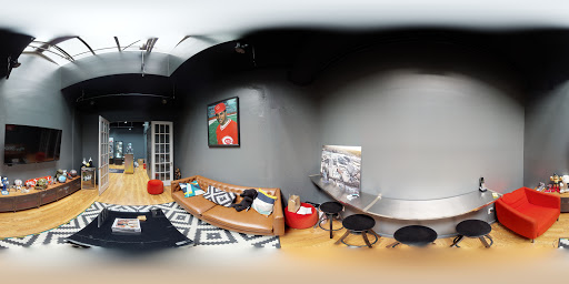 Shoe Store «Corporate», reviews and photos, 2643 Erie Ave, Cincinnati, OH 45208, USA