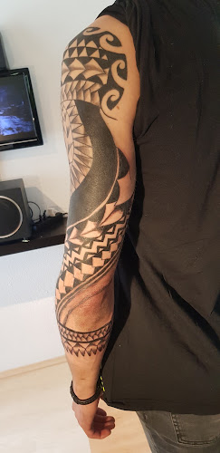 Rezensionen über Biting Colors in Uster - Tattoostudio