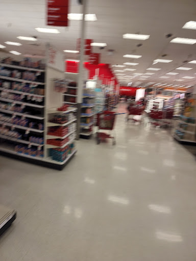 Department Store «Target», reviews and photos, 11051 Victory Blvd, North Hollywood, CA 91606, USA