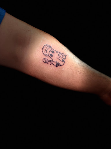 Explore tattoo ideas for wife, creative tattoo ideas in San Antonio, available at The Reps Tattoo & Piercing