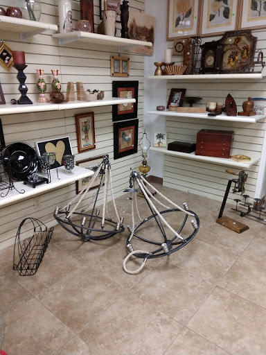 Thrift Store «Assistance League of Houston», reviews and photos, 1902 Commonwealth St, Houston, TX 77006, USA