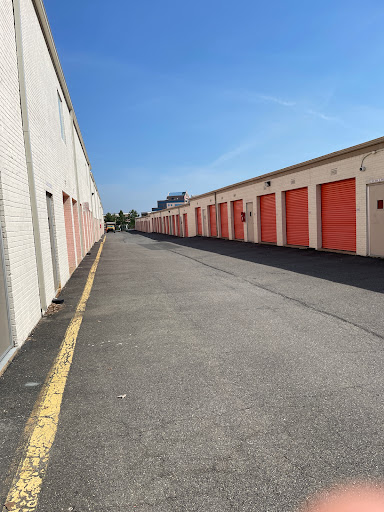 Self-Storage Facility «Public Storage», reviews and photos, 11334 Lee Hwy, Fairfax, VA 22030, USA