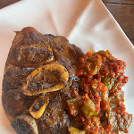 Photo n°1 de l'avis de Marta.u fait le 25/11/2023 à 17:29 sur le  Dalla dispensa la bottega con I tavoli à Macugnaga