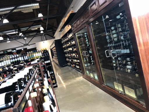 Liquor Store «Maine Beer & Beverage Co», reviews and photos, 28 Monument Way, Portland, ME 04101, USA