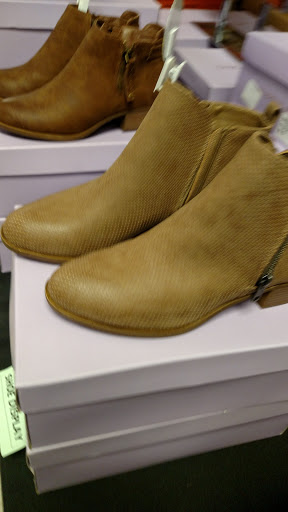 Department Store «Bon-Ton», reviews and photos, 6929 Williams Rd, Niagara Falls, NY 14304, USA