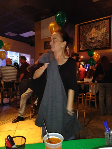 Bar & Grill «Bourbon Street Bar & Grille», reviews and photos, 5307 N Kings Hwy, Myrtle Beach, SC 29577, USA