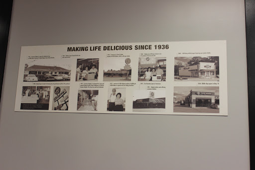 Restaurant «Shipley Do-nuts Lake Travis», reviews and photos, 3620 Ranch Rd 620 S #100, Bee Cave, TX 78738, USA