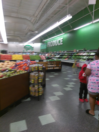 Grocery Store «Food 4 Less», reviews and photos, 1410 W Foothill Blvd, Rialto, CA 92376, USA