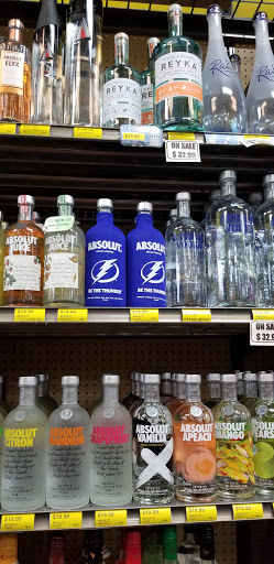 Liquor Store «Colonial Liquor & Wine», reviews and photos, 12100 E Colonial Dr, Orlando, FL 32826, USA