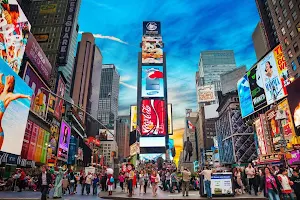 Hotel New York Times Square Manhattan image