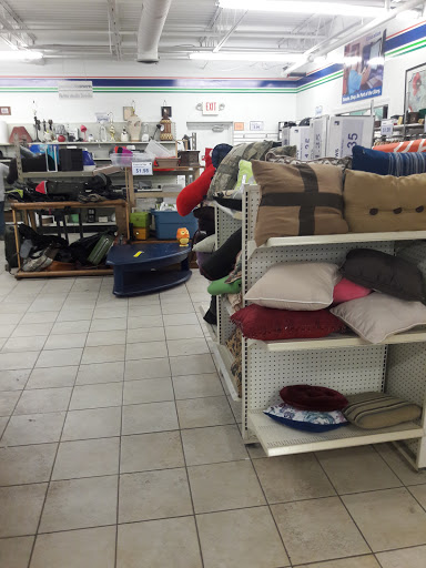 Thrift Store «Goodwill Industries of Greater Nebraska Retail Store/Donation Center», reviews and photos, 3906 4th Ave, Kearney, NE 68845, USA