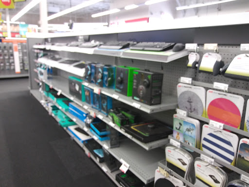 Office Supply Store «Staples», reviews and photos, 23035 W Outer Dr, Allen Park, MI 48101, USA