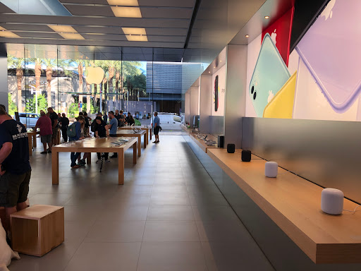 Computer Store «Apple Scottsdale Quarter», reviews and photos, 15169 N Scottsdale Rd, Scottsdale, AZ 85254, USA