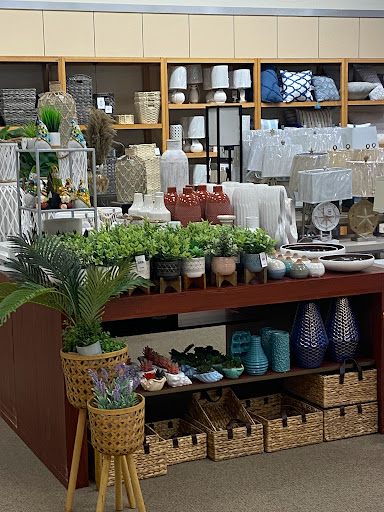 Department Store «Bealls Outlet», reviews and photos, 6030 Gall Blvd, Zephyrhills, FL 33542, USA