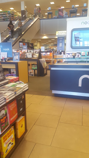 Book Store «Barnes & Noble», reviews and photos, 6002 Slide Rd, Lubbock, TX 79414, USA