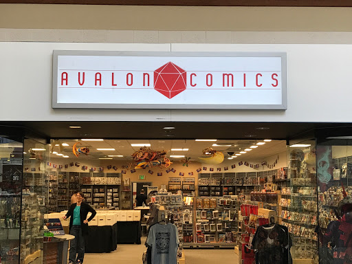Avalon Comics & Games, 10315 Silverdale Way NW, Silverdale, WA 98383, USA, 