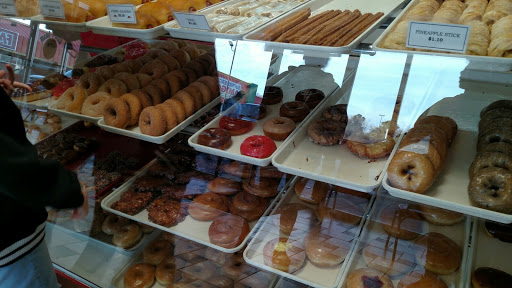 Donut Shop «Donut Hut», reviews and photos, 910 E Grauwyler Rd, Irving, TX 75061, USA