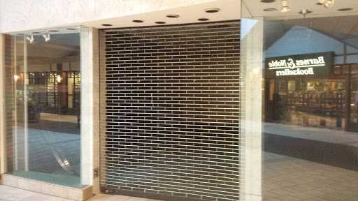 Shopping Mall «Crossroads Mall», reviews and photos, 7400 Dodge St, Omaha, NE 68114, USA