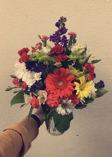 Florist «North Liberty Flower Shop», reviews and photos, 40 Sugar Creek Ln # 2, North Liberty, IA 52317, USA