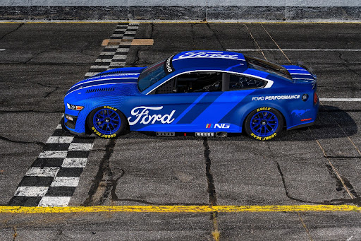 Ford Dealer «Kinsel Ford Pleasanton», reviews and photos, 121 S Main St, Pleasanton, TX 78064, USA