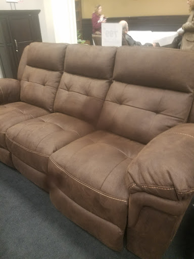 Furniture Store «Mor Furniture for Less», reviews and photos, 5156 N Blackstone Ave, Fresno, CA 93710, USA