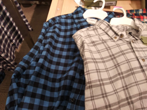 Shopping Mall «Long Gate Shopping Center», reviews and photos, 4814 Hale Haven Dr, Ellicott City, MD 21043, USA