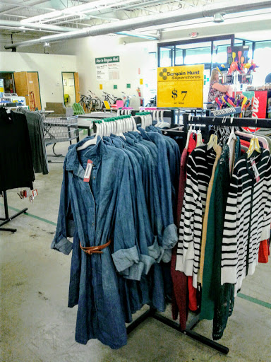 Discount Store «Bargain Hunt», reviews and photos, 3137 Dixie Hwy, Erlanger, KY 41018, USA