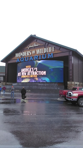 Sporting Goods Store «Bass Pro Shops», reviews and photos, 1935 S Campbell Ave, Springfield, MO 65807, USA