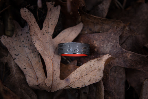 Jewelry Store «Titanium Buzz - Jewelry Store», reviews and photos, 111 N Bridge St, Linden, MI 48451, USA