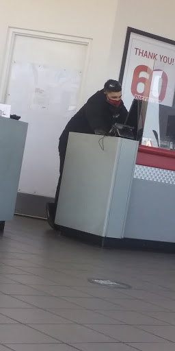 Tire Shop «Discount Tire Store - Tomball, TX», reviews and photos, 14239 Farm to Market 2920, Tomball, TX 77377, USA