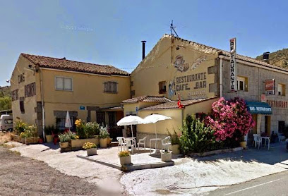 Hostal Restaurante El Rubio - Autovía A-66, Salida 404, 37775 Fresnedoso, Salamanca, Spain