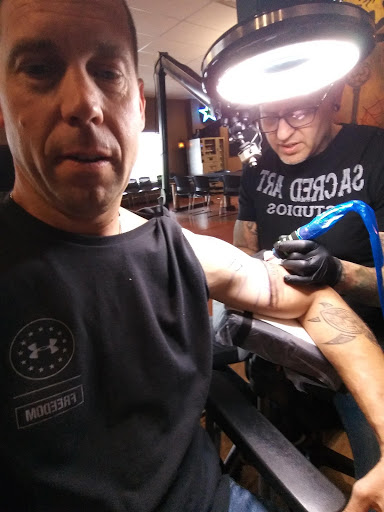 Tattoo Shop «Sacred Art Studio», reviews and photos, 1921 Ferro Dr, New Lenox, IL 60451, USA