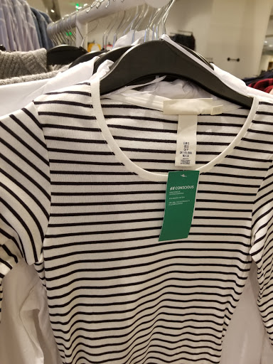 Clothing Store «H&M», reviews and photos, 2 S 69th St, Upper Darby, PA 19082, USA
