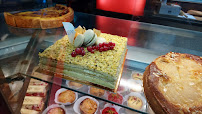 Gâteau du Restaurant servant le petit-déjeuner Saréden à Paris - n°10