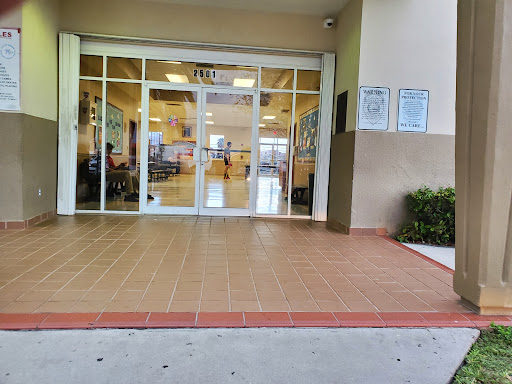 Park «Carl F Slade Park», reviews and photos, 2501 W 74th St, Hialeah, FL 33016, USA