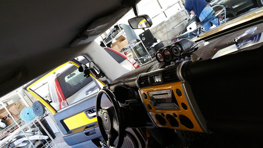 Auto Body Shop «Gerber Collision & Glass», reviews and photos, 673 E Duval St, Lake City, FL 32055, USA