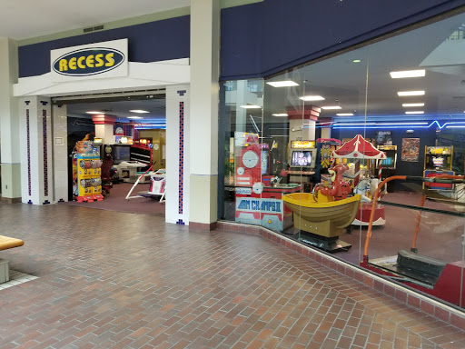 Shopping Mall «Burlington Center Mall», reviews and photos, 2501 Mt Holly Rd, Burlington, NJ 08016, USA