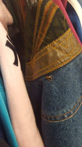 Thrift Store «AMVETS Memphis», reviews and photos, 2526 Elvis Presley Blvd, Memphis, TN 38106, USA