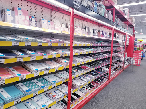 Office Supply Store «Staples», reviews and photos, 209-34 Northern Blvd, Bayside, NY 11361, USA