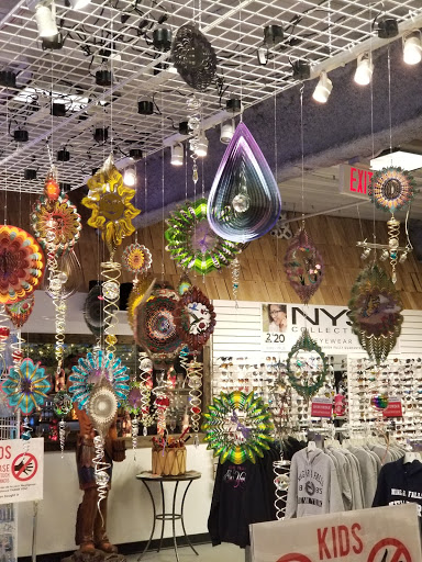 General Store «Made In America Store», reviews and photos, 360 Rainbow Blvd, Niagara Falls, NY 14303, USA