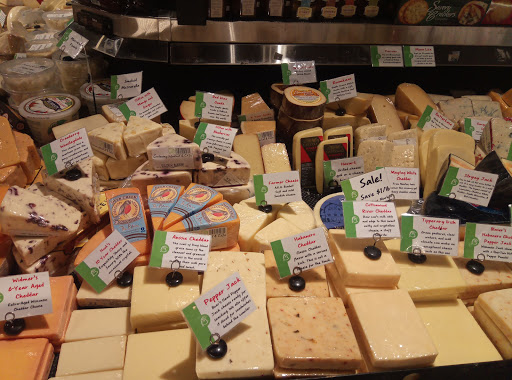 Grocery Store «Gateway Market», reviews and photos, 2002 Woodland Ave, Des Moines, IA 50312, USA