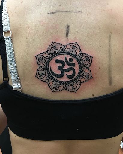 Tattoo Shop «studio 316 Tattoo & Body Piercing», reviews and photos, 84-22 Roosevelt Ave, Jackson Heights, NY 11372, USA