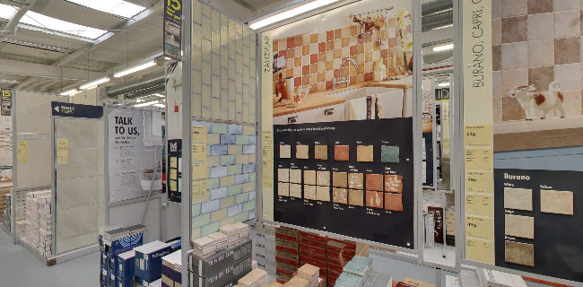 Comments and reviews of Topps Tiles Long Eaton
