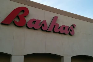 Bashas' image